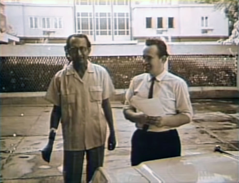 Medhi and Mitrokhin outside Soviet embassy in India
